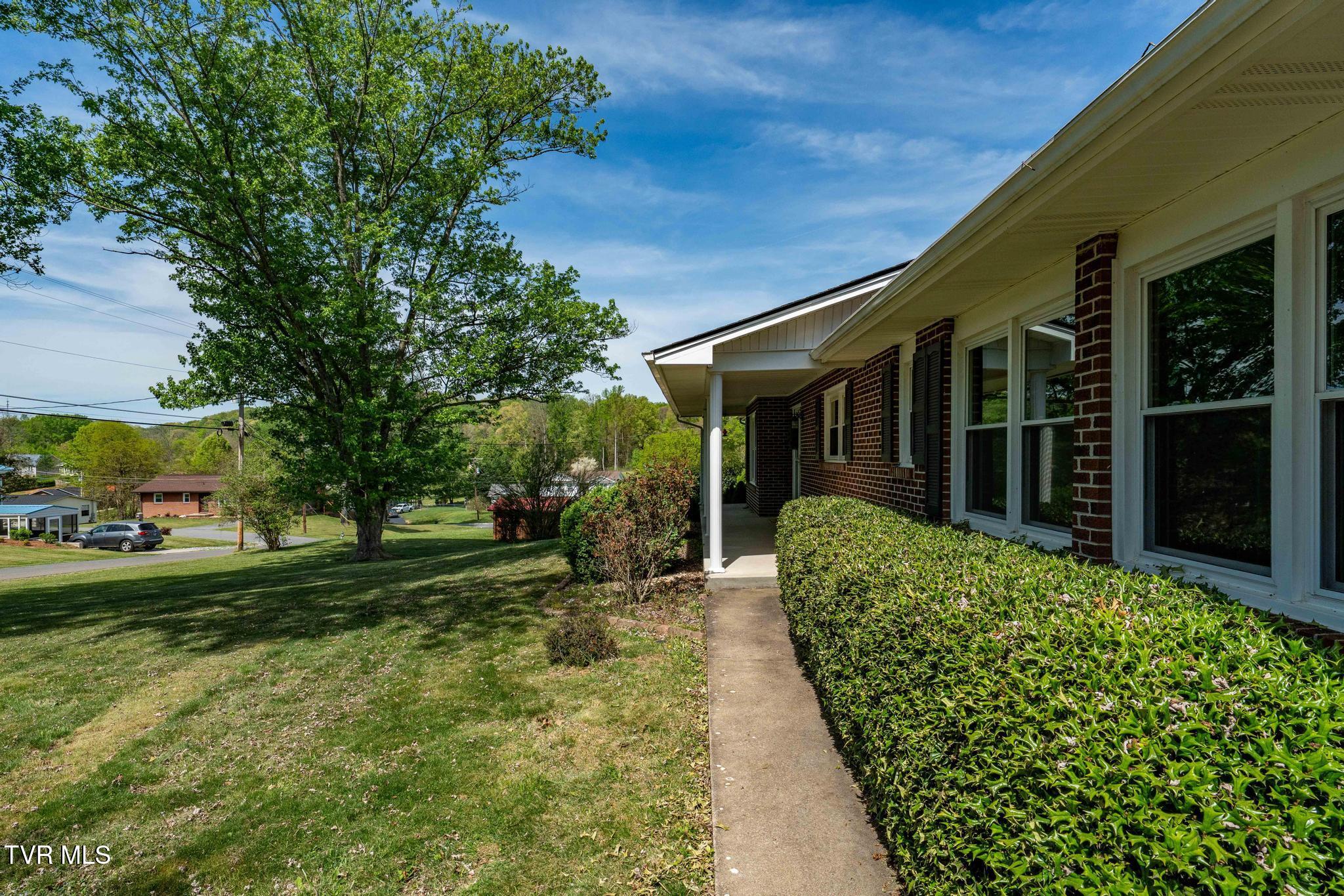 126 Charlem Hills Road Jonesborough, TN 37659 - Photo 37 of 51 126 Charlem Hills Road (8 of 51)