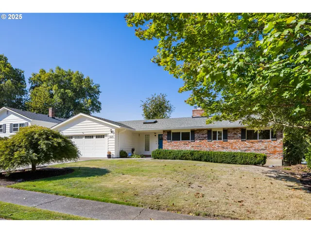 $969,000 | 6025 Southwest Spruce Avenue, Beaverton, OR 97005