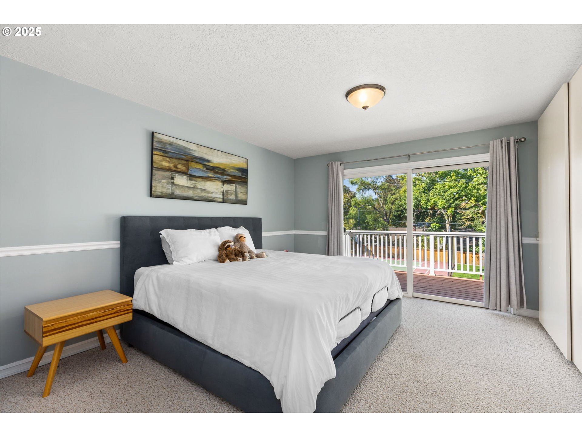 6025 Southwest Spruce Avenue Beaverton, OR 97005 - Photo 14 of 46