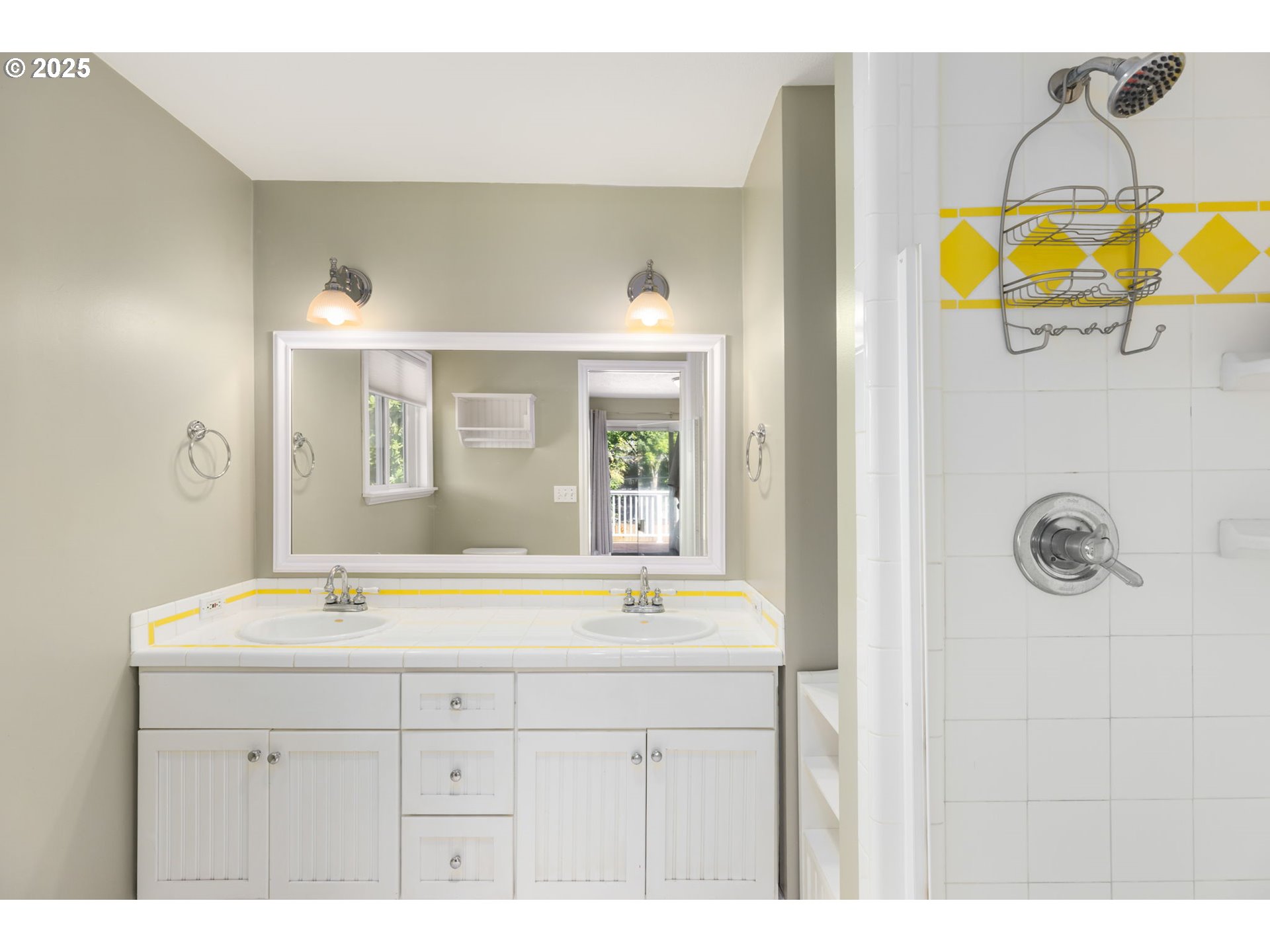 6025 Southwest Spruce Avenue Beaverton, OR 97005 - Photo 16 of 46