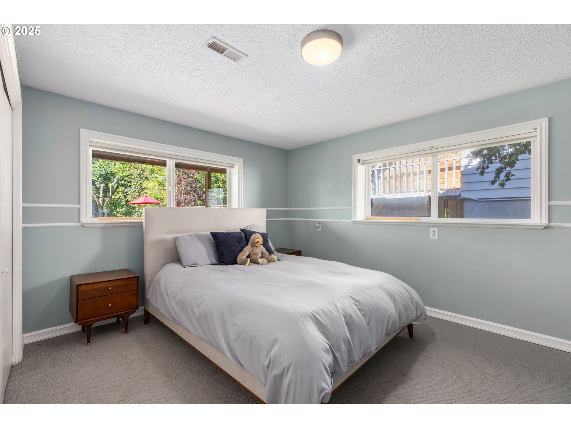 6025 Southwest Spruce Avenue Beaverton, OR 97005 - Photo 28 of 46