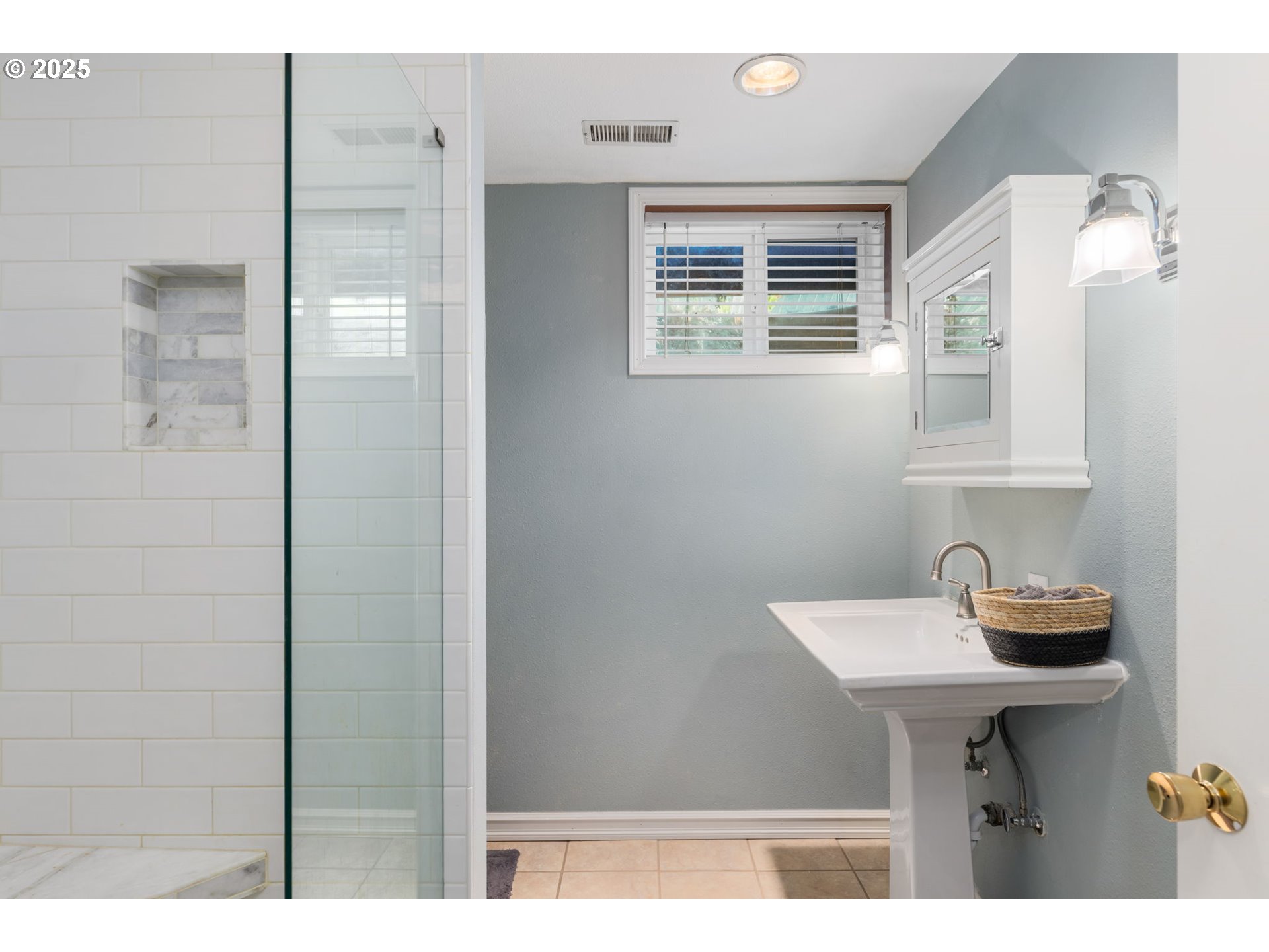 6025 Southwest Spruce Avenue Beaverton, OR 97005 - Photo 29 of 46