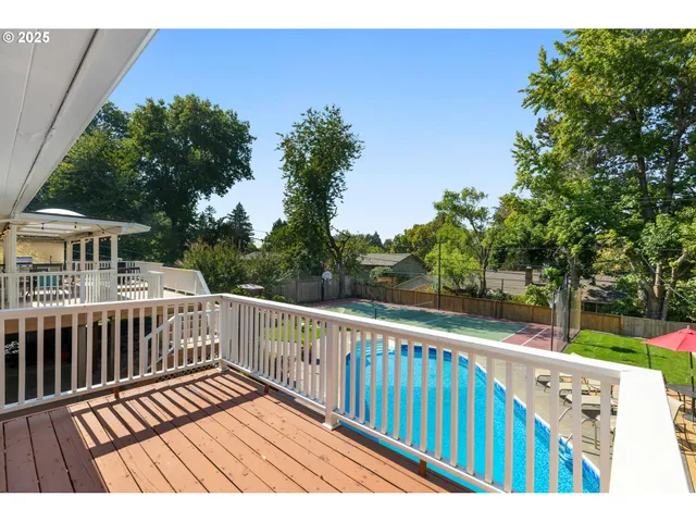 $969,000 | 6025 Southwest Spruce Avenue, Beaverton, OR 97005