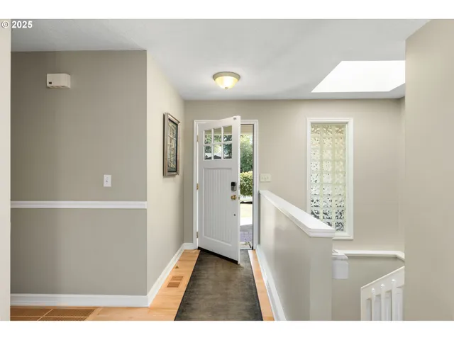 $969,000 | 6025 Southwest Spruce Avenue, Beaverton, OR 97005