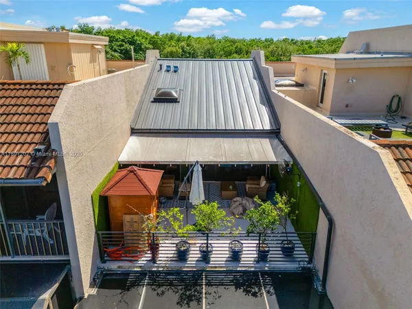 $7,700 | 6124 Paradise Point Drive, Unit 6124, Palmetto Bay, FL 33157