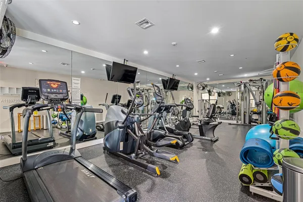 $7,700 | 6124 Paradise Point Drive, Unit 6124, Palmetto Bay, FL 33157