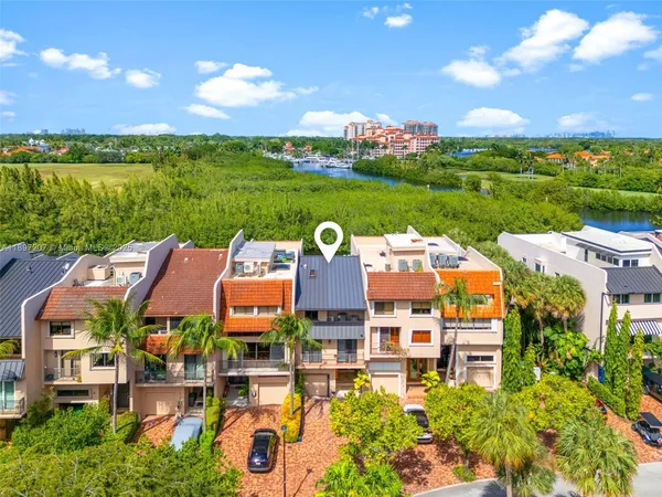 $7,700 | 6124 Paradise Point Drive, Unit 6124, Palmetto Bay, FL 33157