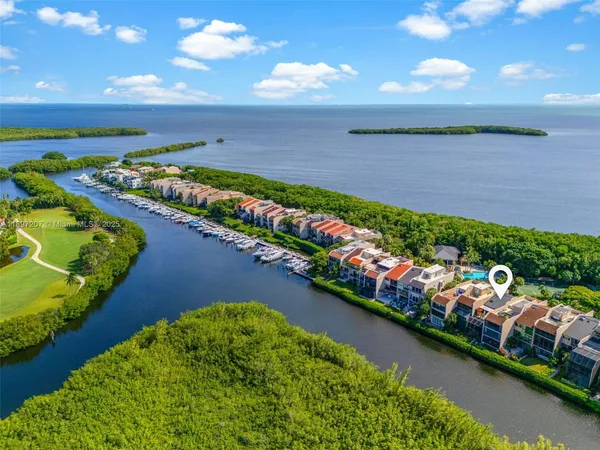 $7,700 | 6124 Paradise Point Drive, Unit 6124, Palmetto Bay, FL 33157