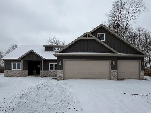 $474,900 | 8768 Grand Forest Drive, Fort Wayne, IN 46774