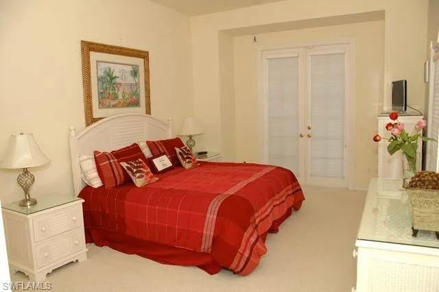 $26,500 | 590 East Lake Drive, Naples, FL 34102