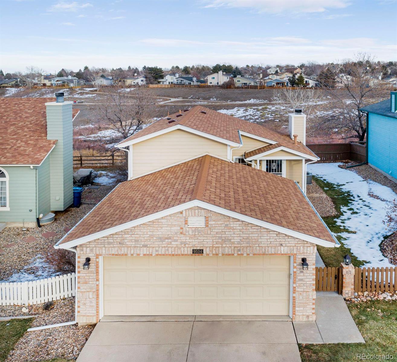 9534 Pendleton Drive Highlands Ranch, CO 80126 - Photo 3 of 38 Gallery Image 3