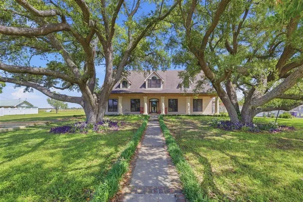 $675,000 | 8886 Martin Roy Road, Jennings, LA 70546