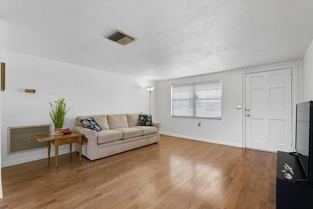 $225,000 | 5729 Mosaic Drive, Holiday, FL 34690