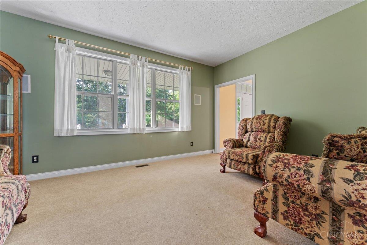 5987 Brewer Road Mason, OH 45040 - Photo 9 of 43 Gallery Image 9