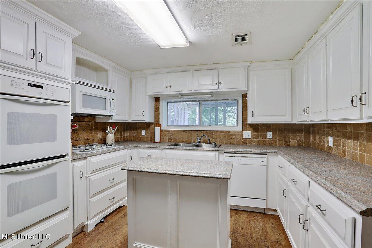 171 Henry Road Braxton, MS 39044 - Photo 18 of 52 18-171 Henry Rd
