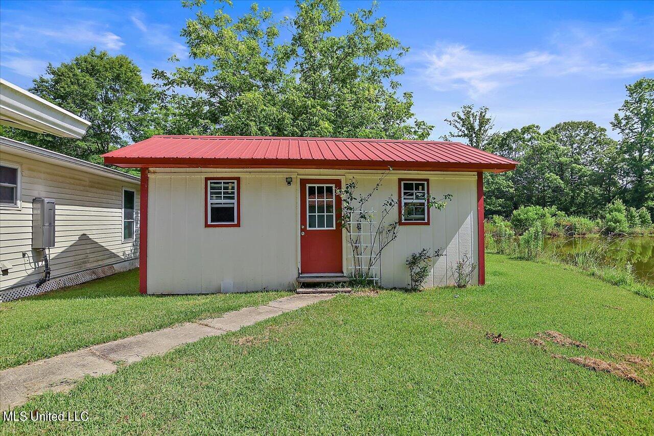 171 Henry Road Braxton, MS 39044 - Photo 27 of 52 27-171 Henry Rd