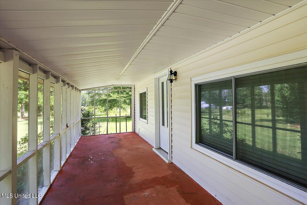171 Henry Road Braxton, MS 39044 - Photo 4 of 52 04-171 Henry Rd