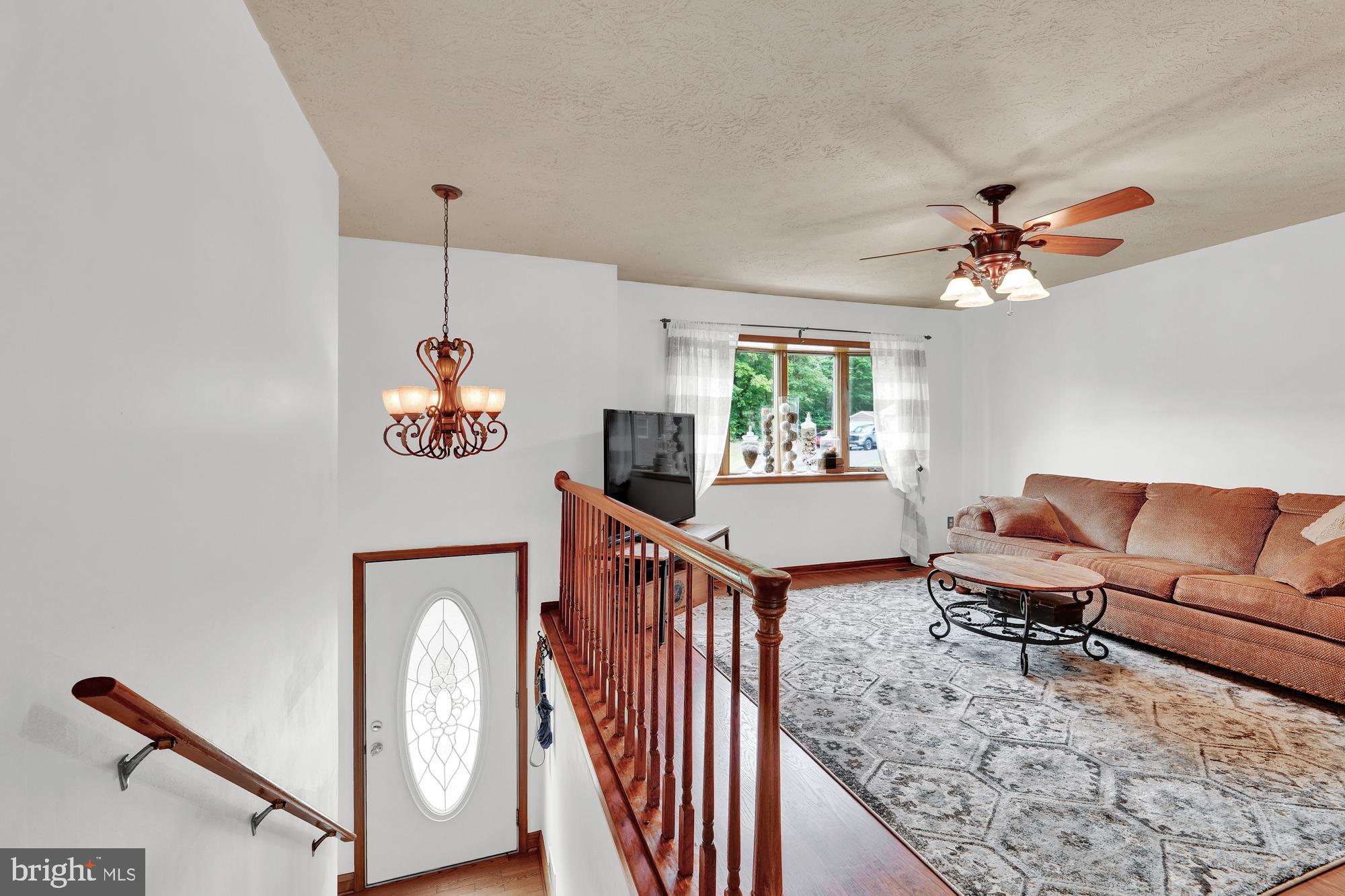 1327 Spring Avenue Baltimore, MD 21237 - Photo 4 of 29