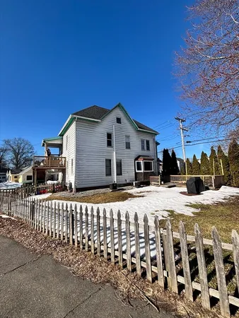 $400,000 | 519 Chicopee Street, Chicopee, MA 01013