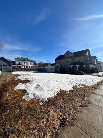 $400,000 | 519 Chicopee Street, Chicopee, MA 01013