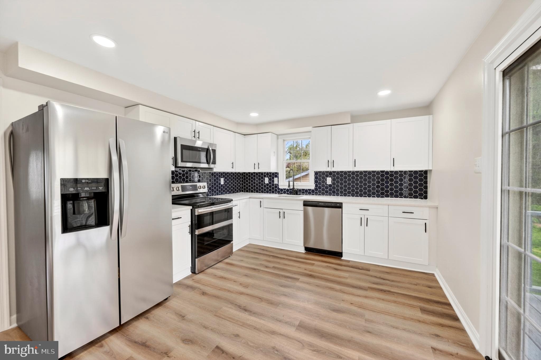 315 Nottingham Road Baltimore, MD 21229 - Photo 11 of 50 Gallery Image 11
