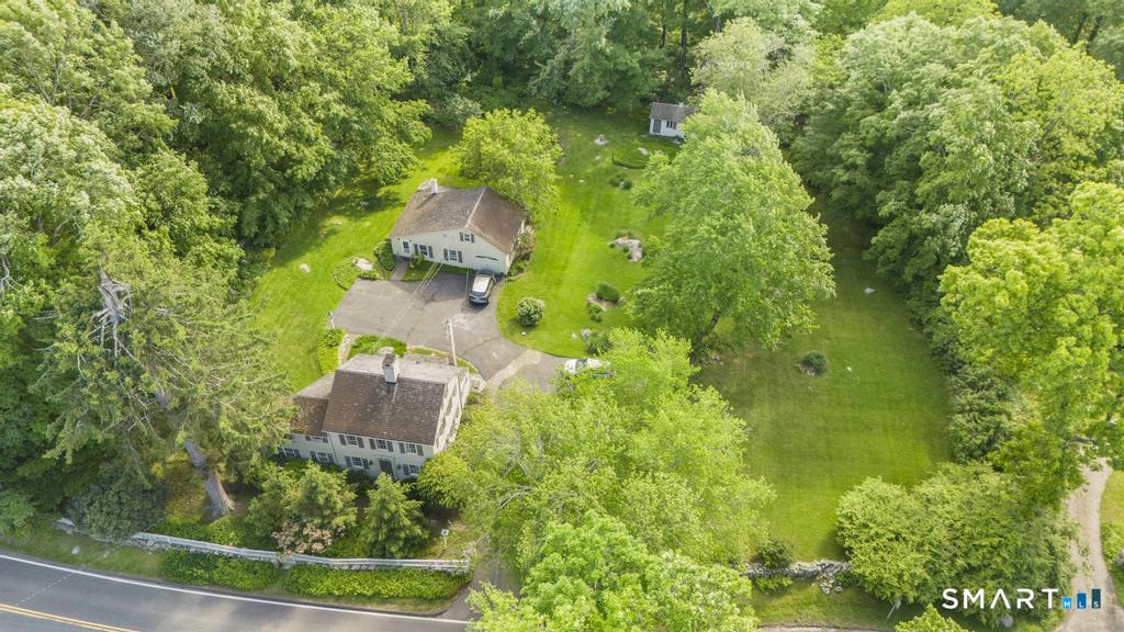 871 Ridgefield Road Wilton, CT 06897 - Photo 4 of 24