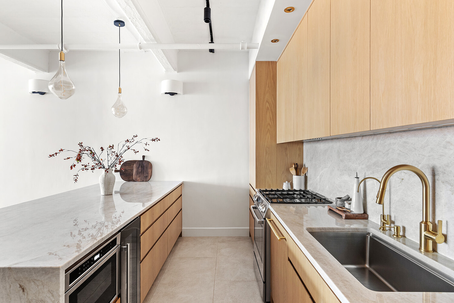 50 Bridge Street, Unit 419 Brooklyn, NY 11201 - Photo 4 of 10