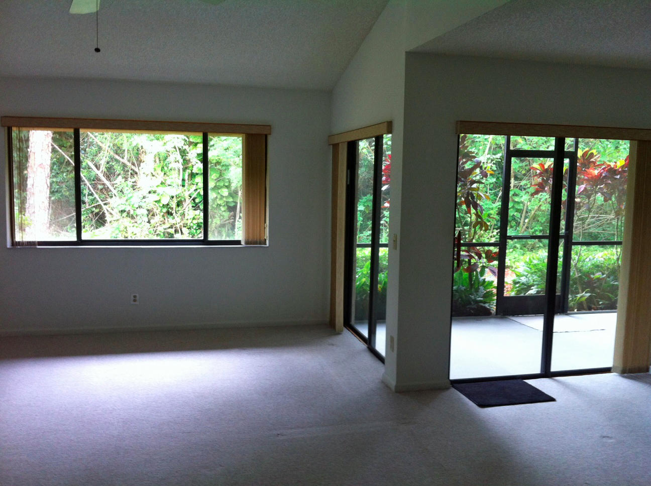 5590 Coach House Circle, Unit A Boca Raton, FL 33486 - Photo 2 of 10 photo2
