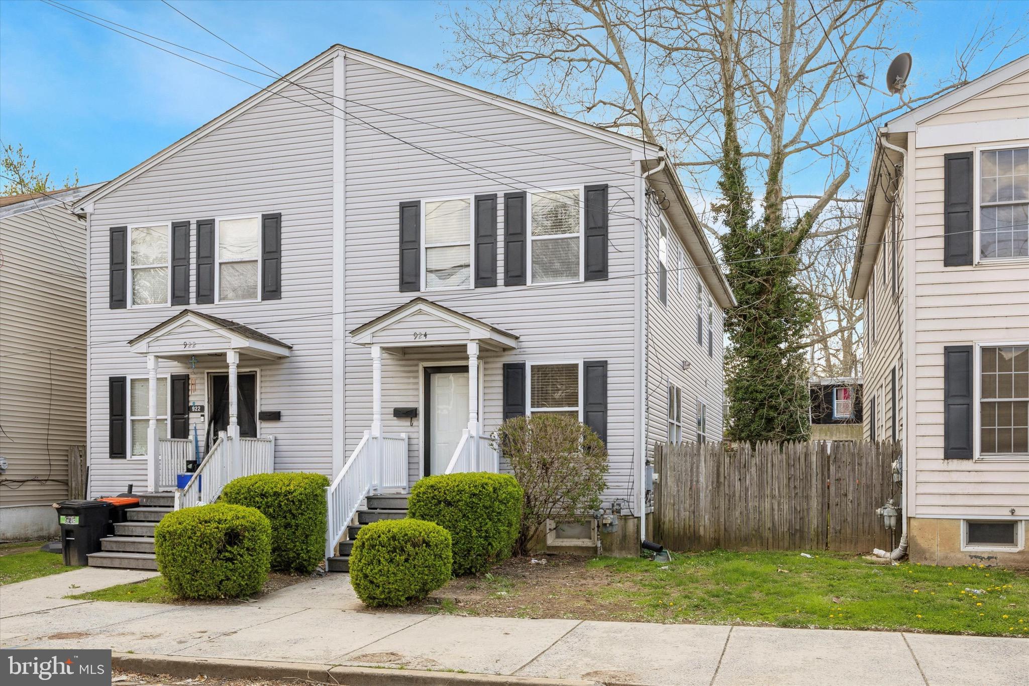924 Madison Street Chester, PA 19013 - Photo 1 of 23