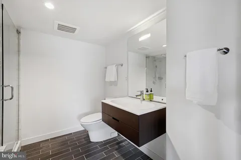 $599,000 | 1101 Washington Avenue, Unit 306, Philadelphia, PA 19147