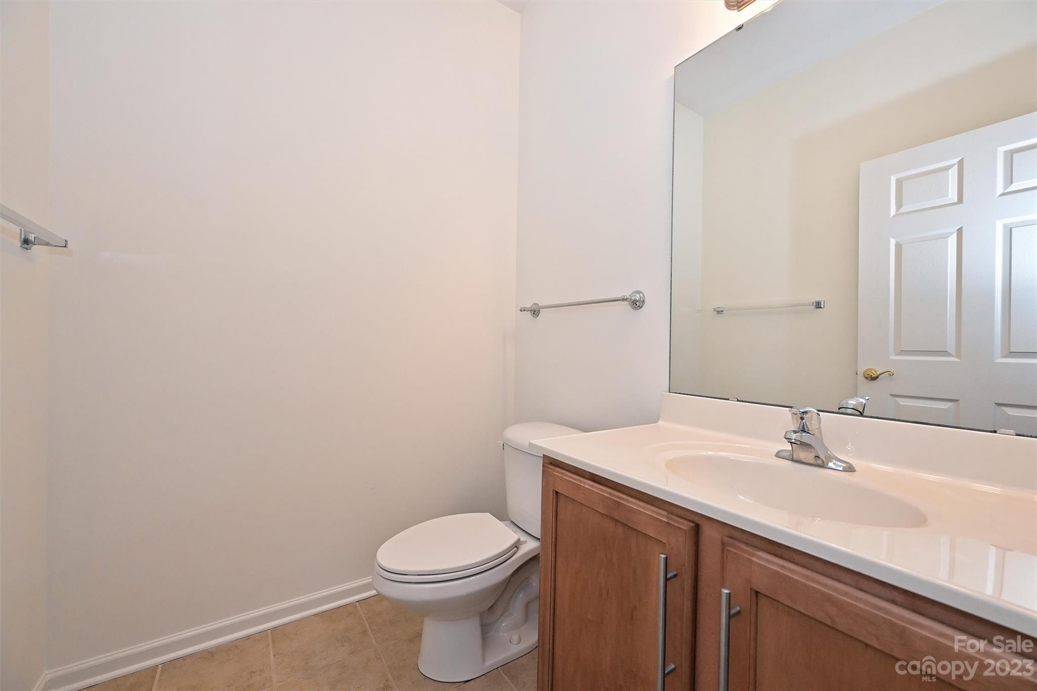 807 Ledgestone Court Tega Cay, SC 29708 - Photo 17 of 26 Gallery Image 17