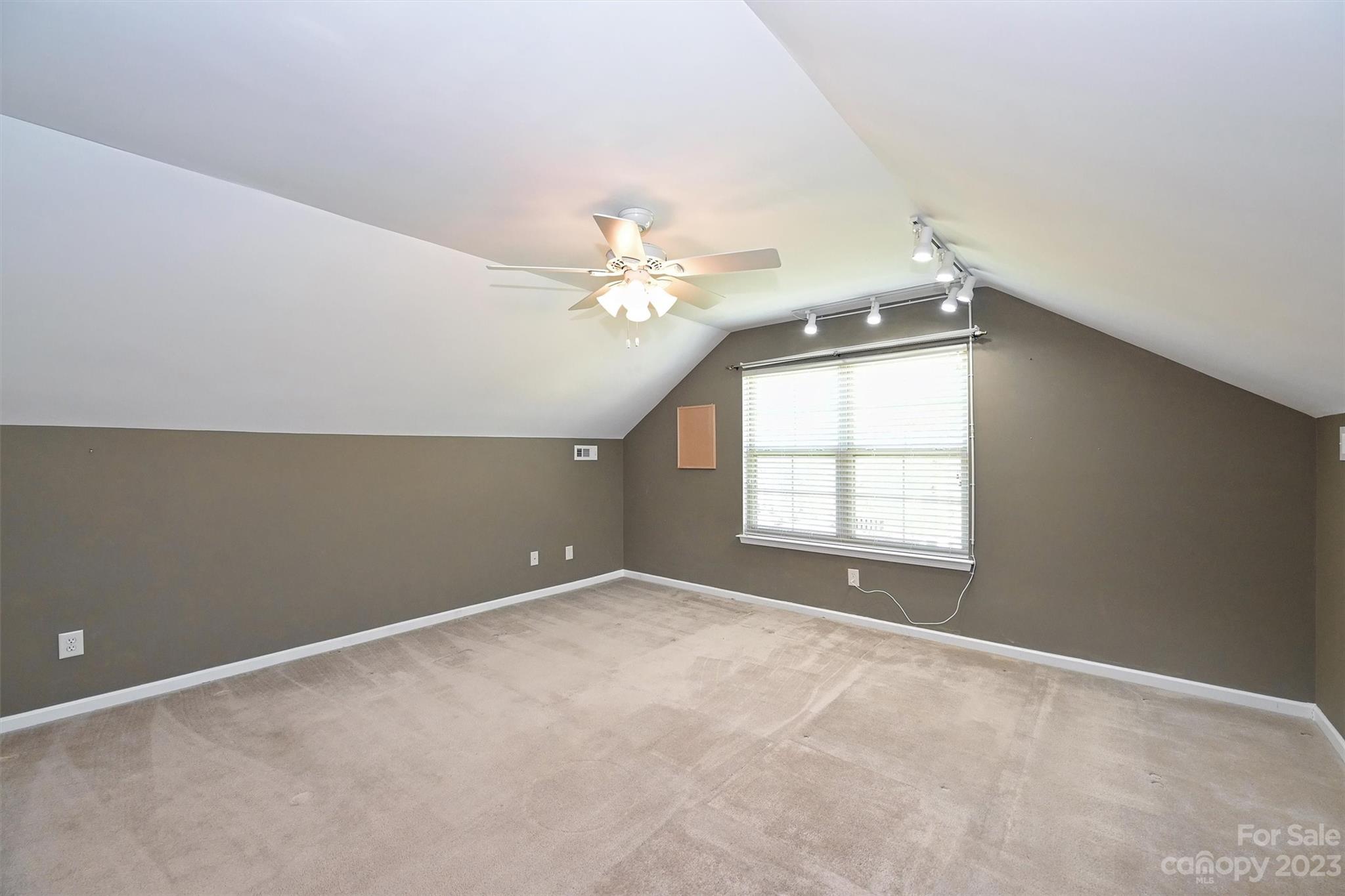 807 Ledgestone Court Tega Cay, SC 29708 - Photo 23 of 26 Gallery Image 23