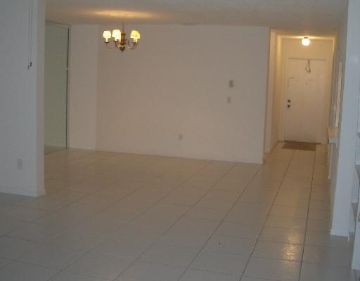 9310 Sable Ridge Circle, Unit 4B Boca Raton, FL 33428 - Photo 10 of 13 Additional Photo