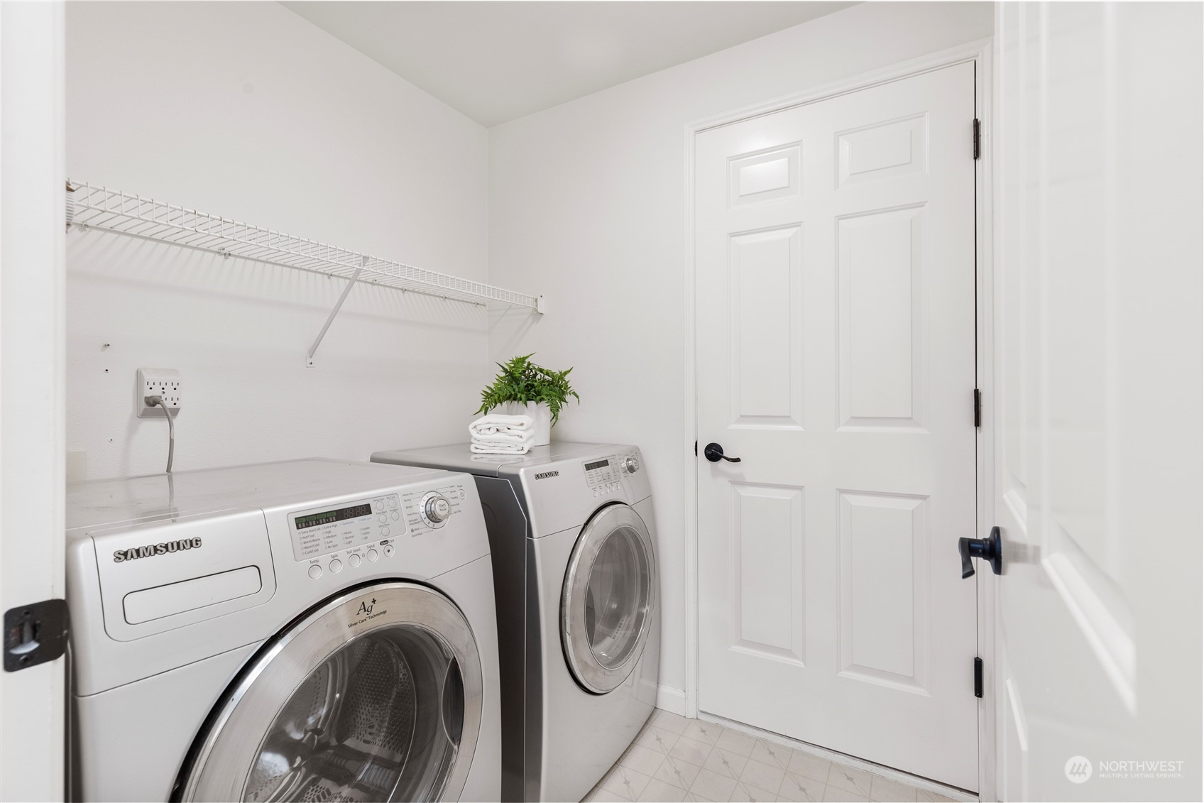 112 172nd Place Southeast Bothell, WA 98012 - Photo 23 of 30 a utility room with dryer and washer