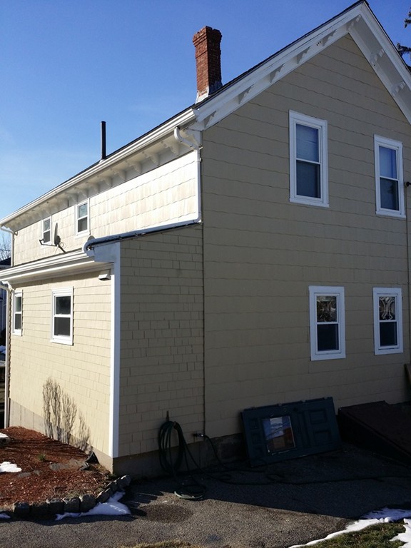 95 Phillips Street Fall River, MA 02720 - Photo 5 of 26 Gallery Image 5