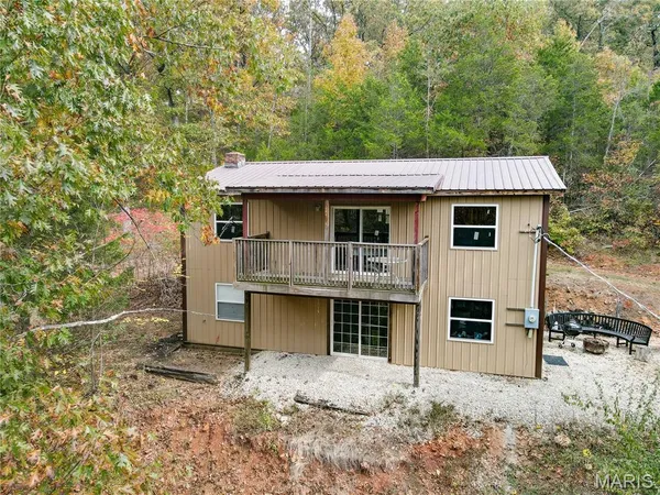 $425,000 | 14641 Engledow Springs Road, De Soto, MO 63020