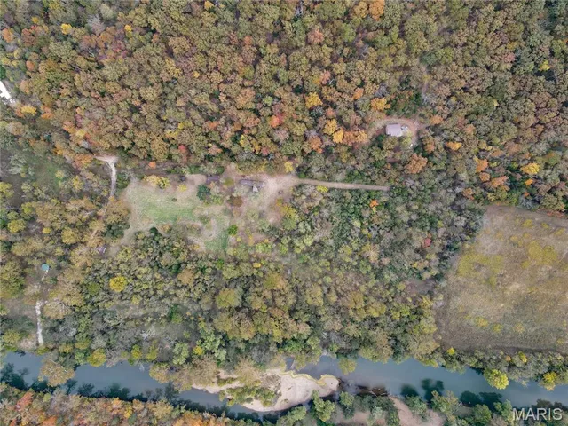 $449,000 | 14641 Engledow Springs Road, De Soto, MO 63020