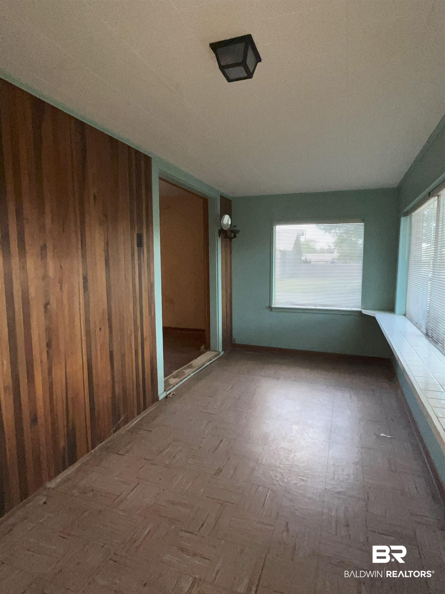 413 North Alston Street Foley, AL 36535 - Photo 14 of 18 Parlor