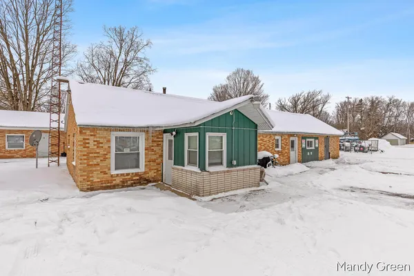 $342,500 | 21229 Northland Drive, Paris, MI 49338
