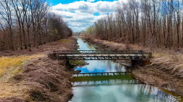 $3,250,000 | 1608 County Road 711, Matthews, MO 63867