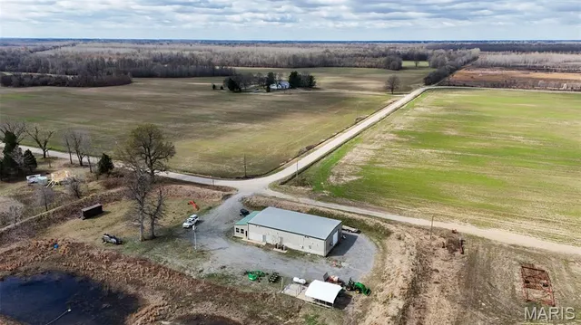 $3,250,000 | 1608 County Road 711, Matthews, MO 63867