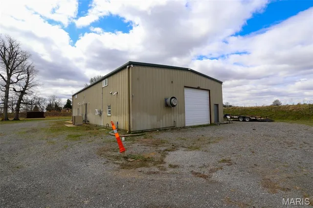 $3,250,000 | 1608 County Road 711, Matthews, MO 63867