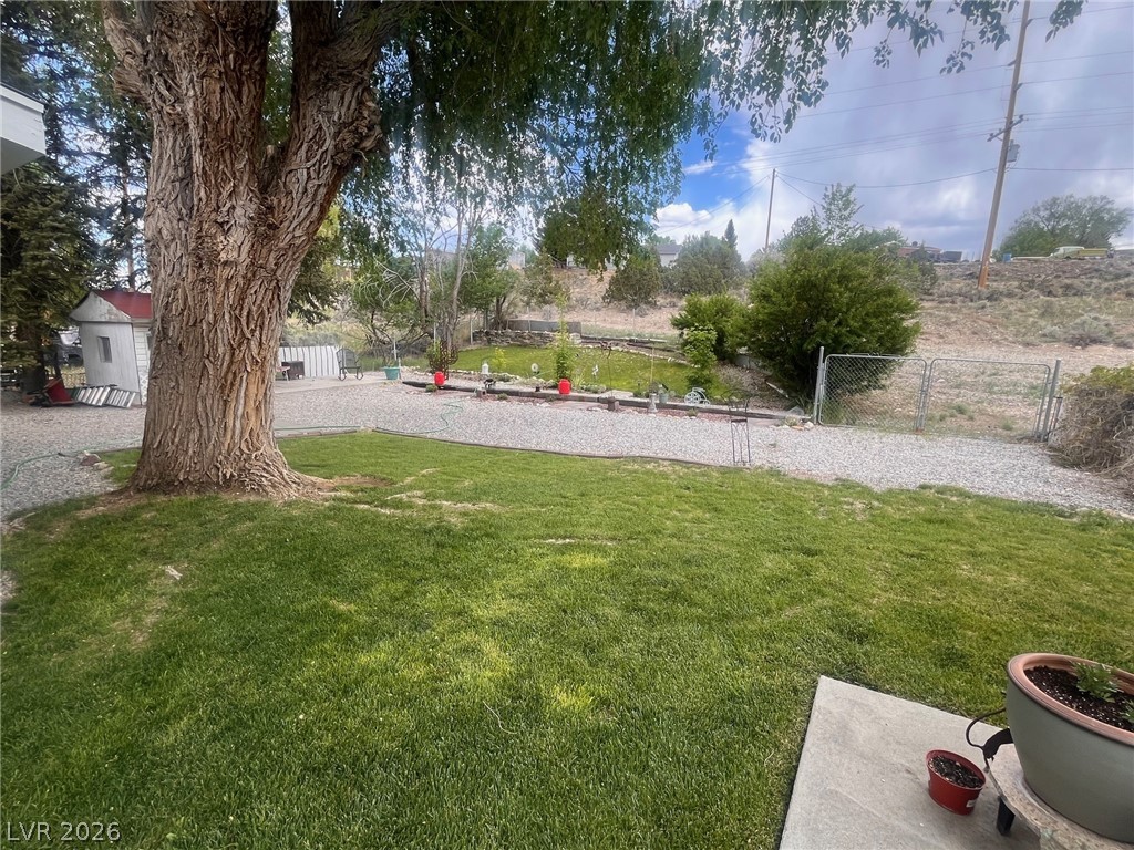 12 Reno Road Ely, NV 89301 - Photo 19 of 21 View of back yard