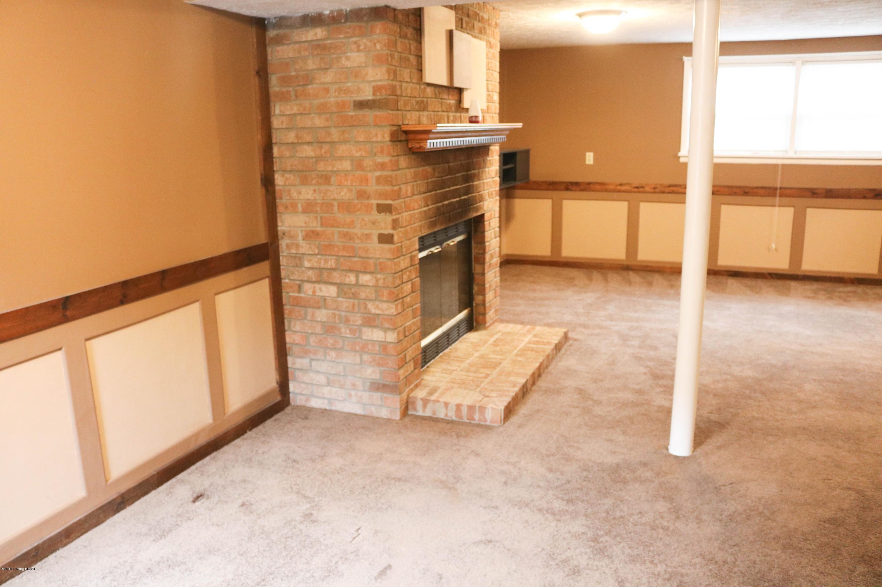 5300 Rayburn Road Louisville, KY 40272 - Photo 54 of 99 54