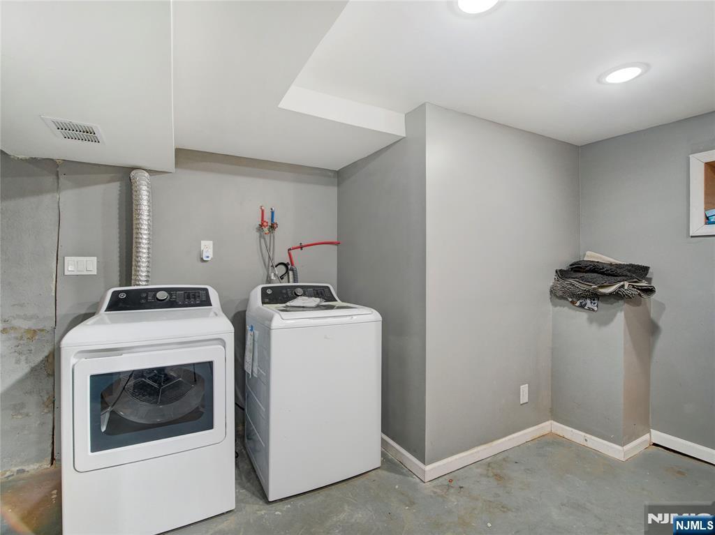 271 Washington Street Orange, NJ 07050 - Photo 26 of 30