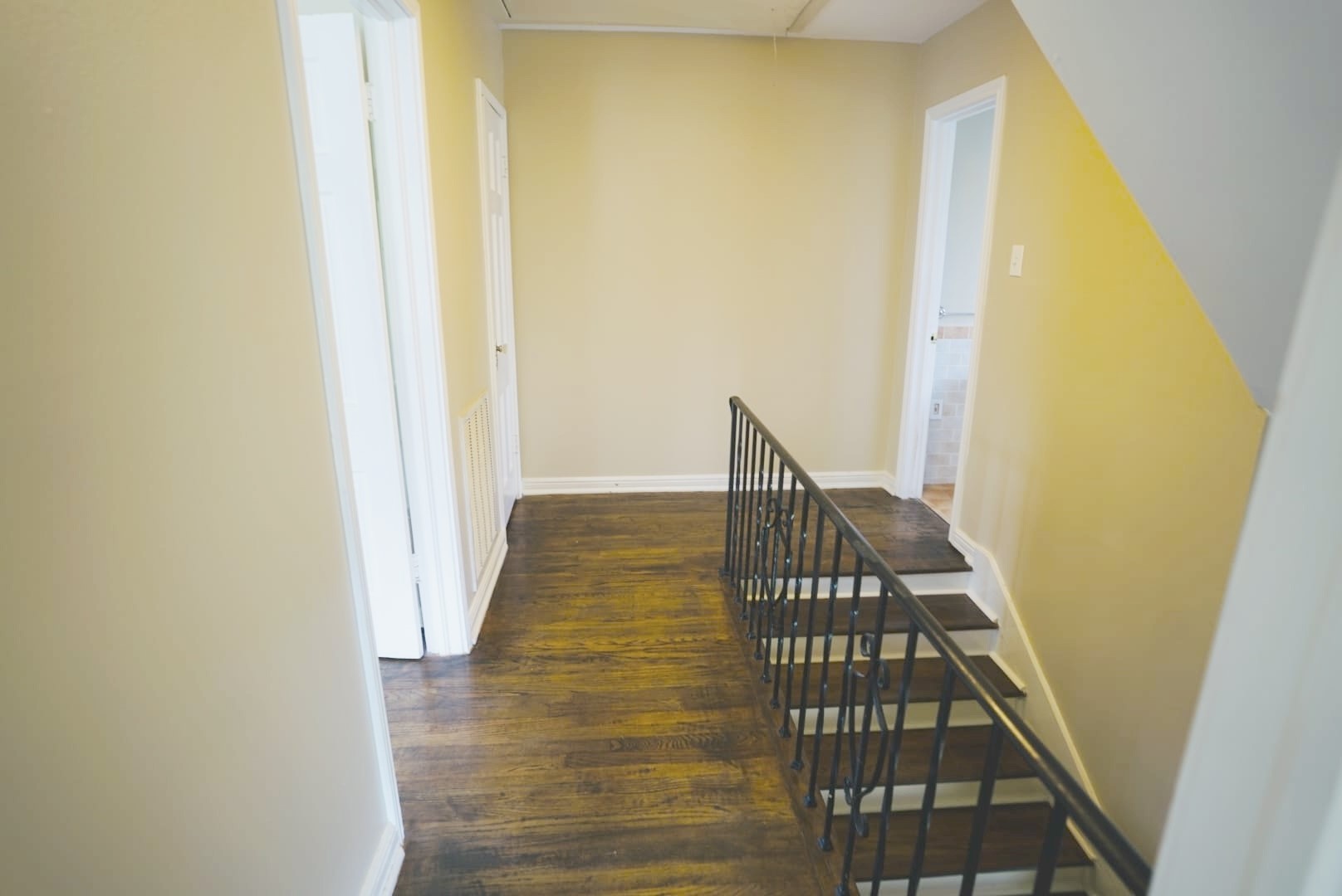 3309 Lawrence Street Houston, TX 77018 - Photo 6 of 21 a view of a staircase