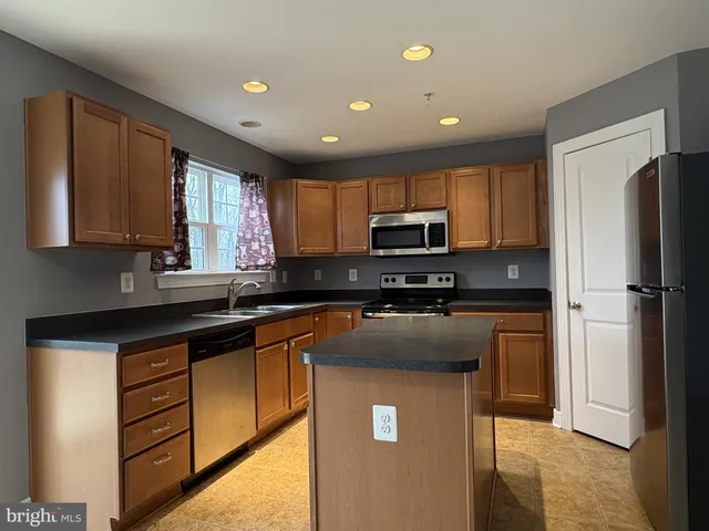 $2,450 | 206 Tournament Circle, North East, MD 21901