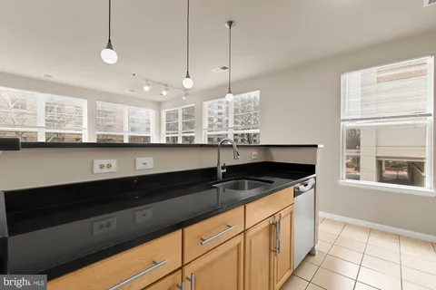 $3,400 | 1201 East-West Highway, Unit 238, Silver Spring, MD 20910