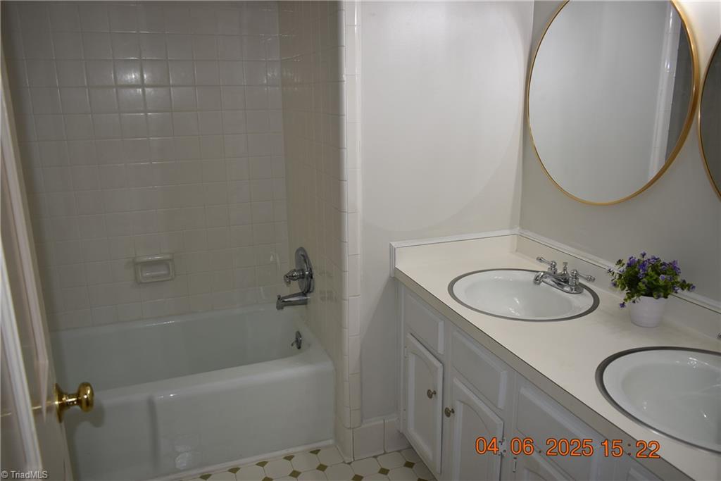 1601 Milan Road Greensboro, NC 27410 - Photo 13 of 15