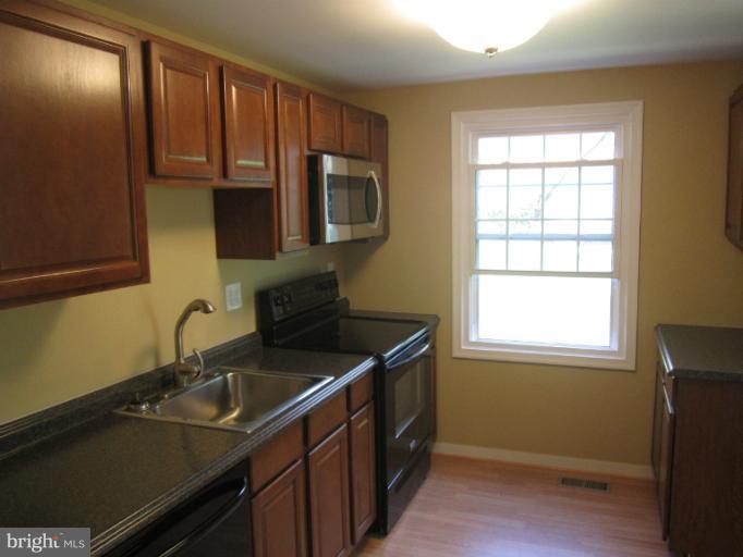 9834 Branchleigh Road Randallstown, MD 21133 - Photo 3 of 29 Kitchen